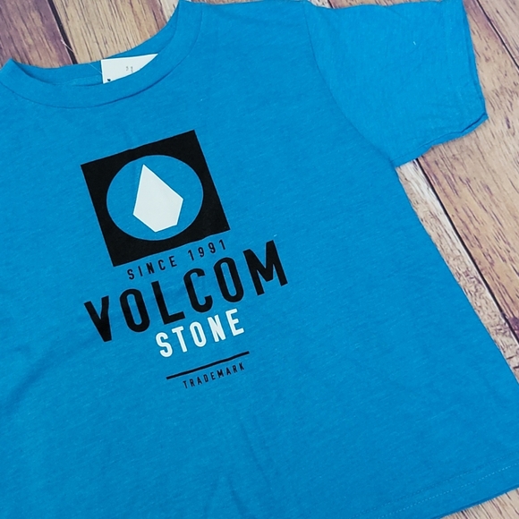 Volcom Tee - Picture 2 of 4